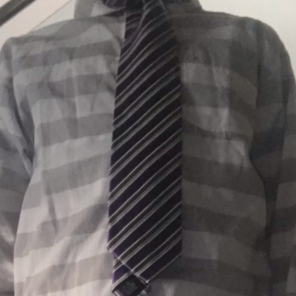 Men’s tie made by Geoffrey Beene